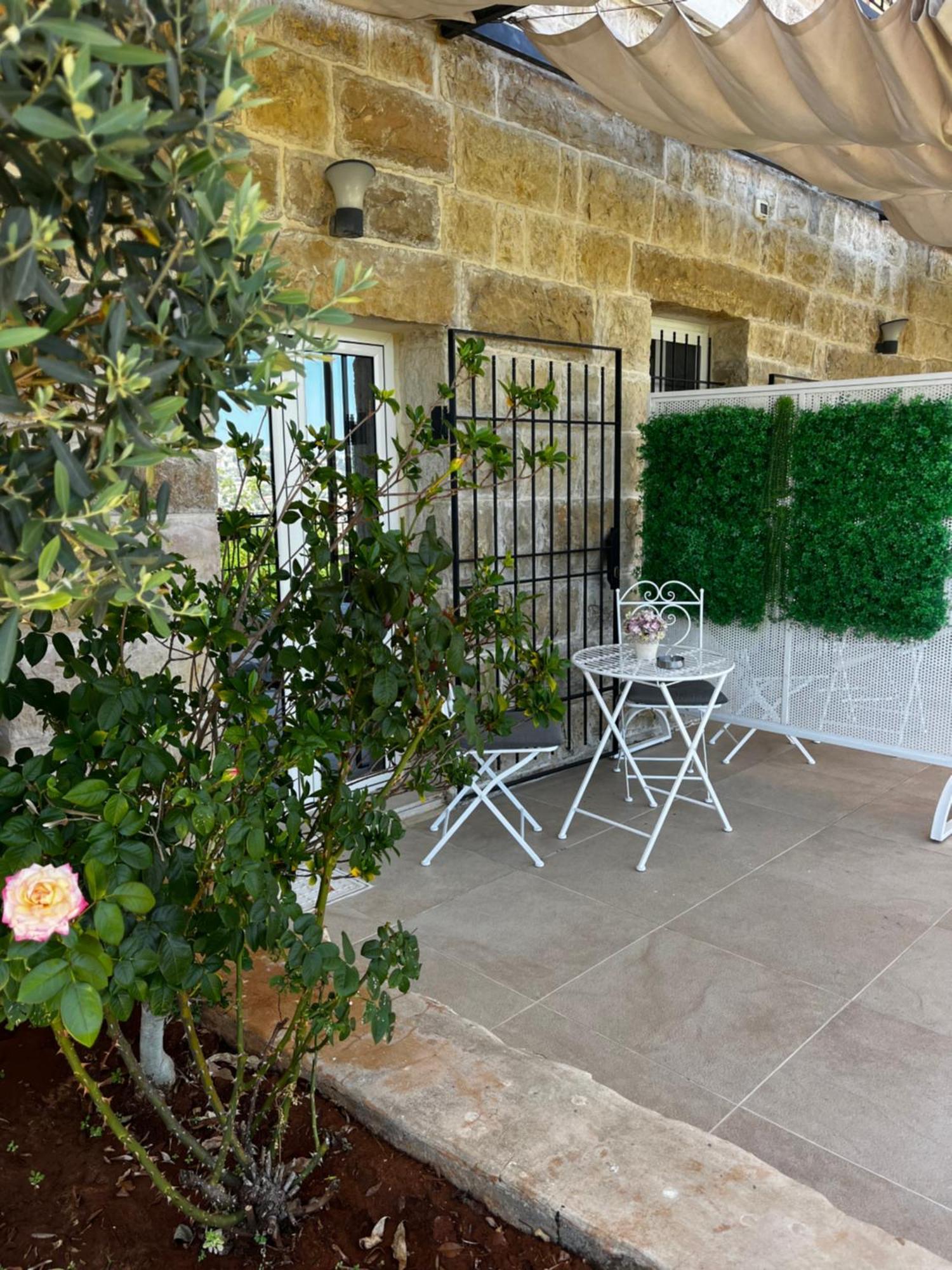 Beit Lebbos Boutique Hotel Beit ed Dine Bagian luar foto