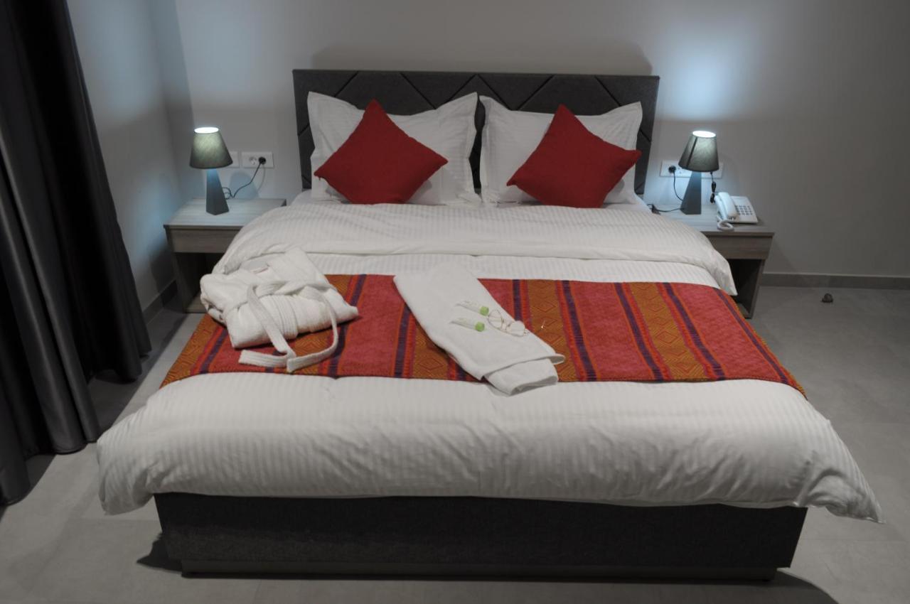 Beit Lebbos Boutique Hotel Beit ed Dine Bagian luar foto