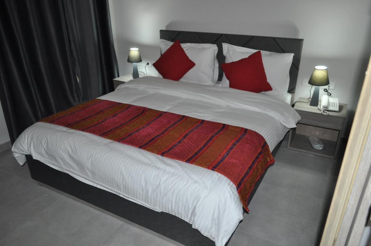 Beit Lebbos Boutique Hotel Beit ed Dine Bagian luar foto