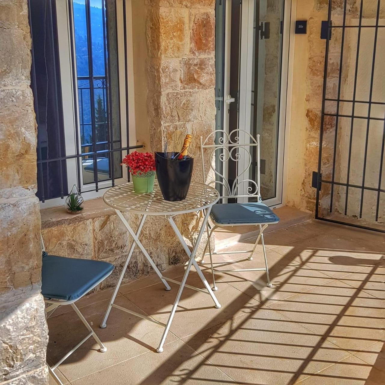 Beit Lebbos Boutique Hotel Beit ed Dine Bagian luar foto